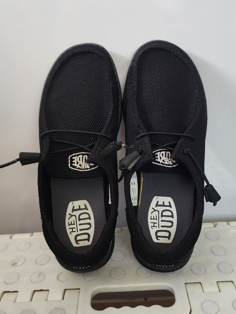 Women's Sz 6 Hey Dude Wendy funk Mono Black Mesh Slip-On Shoes